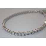 New 9ct white gold 1.00ct diamond bracel