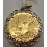 Queen Victoria pendant in yellow metal mount with 22ct gold Diamond Jubilee medal 16g Medal is 12.