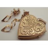 9ct gold locket and earrings 3.