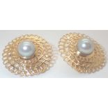 14ct gold clip-on genuine pearl earrings for Metropolian Museum of Art