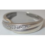 9ct white gold diamond crossover ring size L