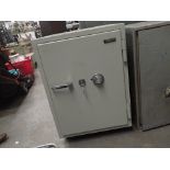 Metal safe with keys in office but unknown combination ( open ) 47 x 53 x 67 cm