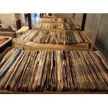 Approximately 500 mixed singles mostly good condition