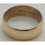 9ct gold band size M 4.