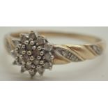 9ct gold ring with diamond chips