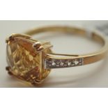 9ct yellow gold citrine and white topaz