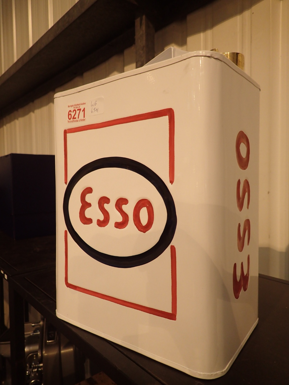 White Esso petrol can H: 33 cm