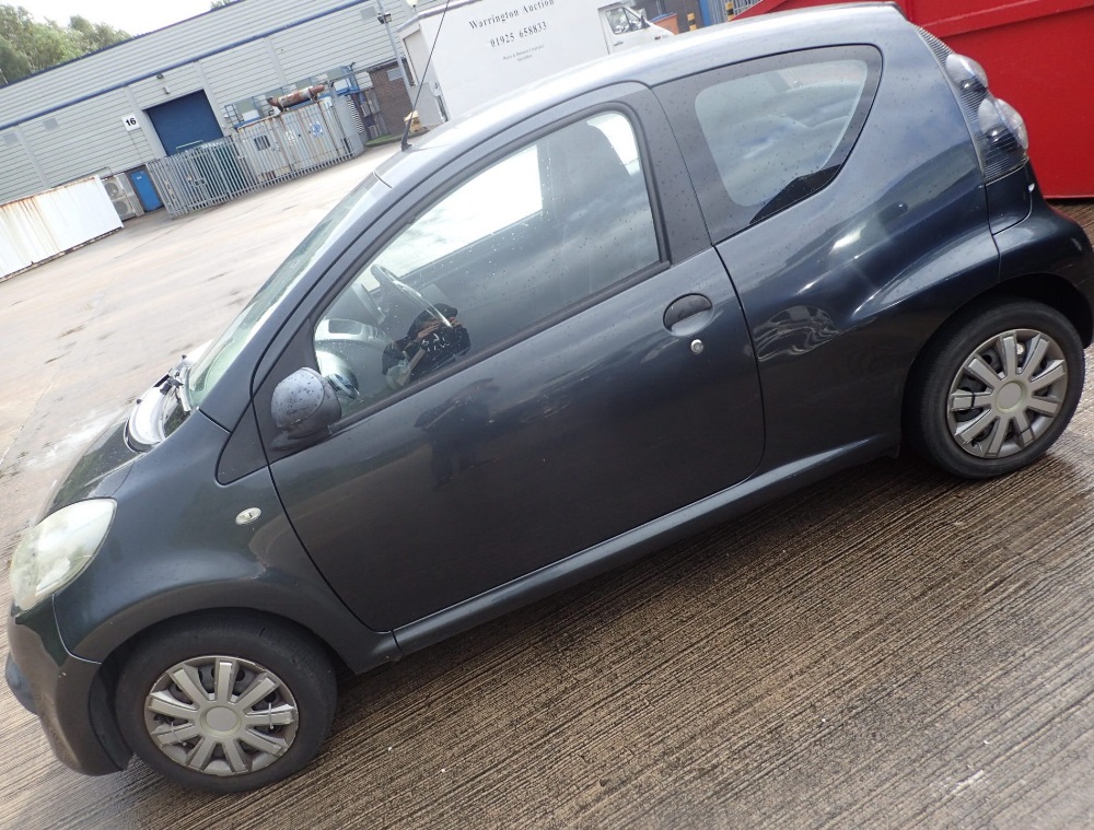 Citroen C1 PJ06 KGO 1.0L petrol five speed manual 87,000 miles on the clock MOT until 08.08. - Image 4 of 4