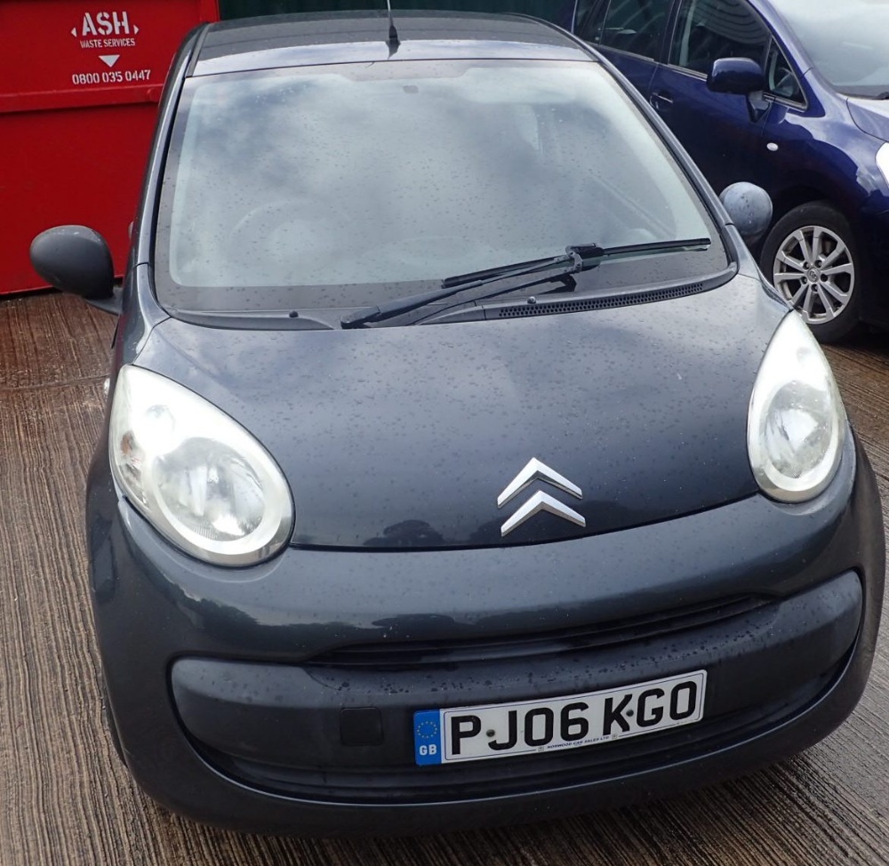 Citroen C1 PJ06 KGO 1.0L petrol five speed manual 87,000 miles on the clock MOT until 08.08.