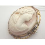 9ct gold cameo brooch