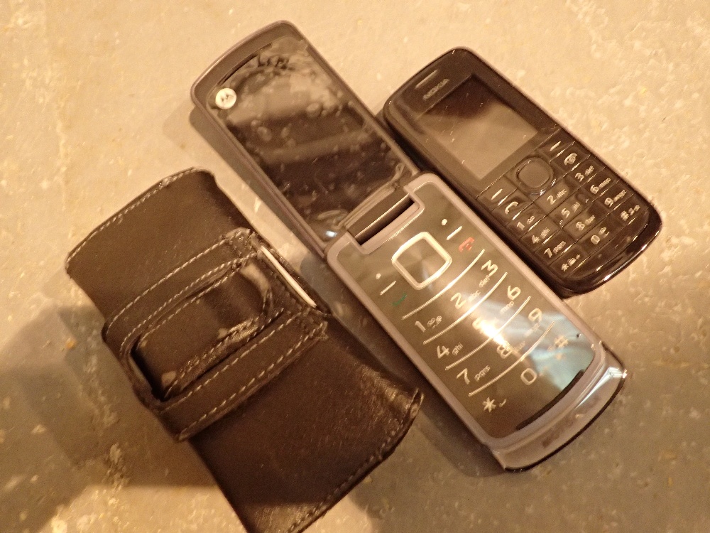 Doro flip phone and case Motorola flip phone and a Nokia phone