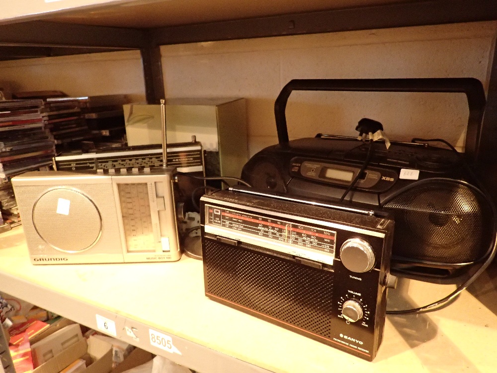 Mixed portable radios including Sanyo Grundig Panasonic and a set of four solar lights