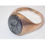 Gents seal ring with Centurions head size T 5.