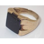 9ct gold onyx set ring 6.