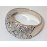 9ct gold diamond set ring size O 5.