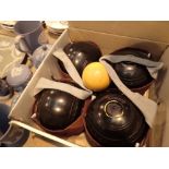 Set of Almark bowls with jack