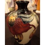 Moorcroft Anna Lily vase H: 10 cm