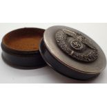 German snuff box with eagle and swastika D: 7 cm