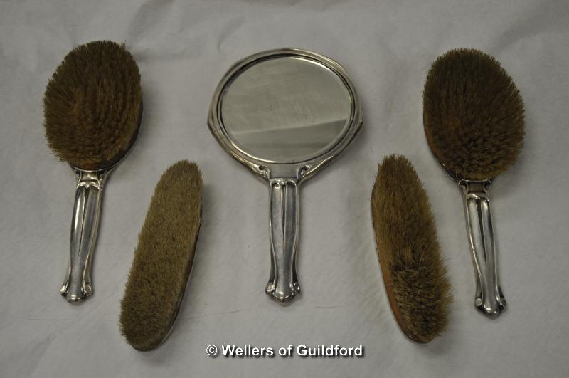 A silver dressing table set comprising hand mirror, two hair brushes and two hat brushes, Chester - Image 2 of 2