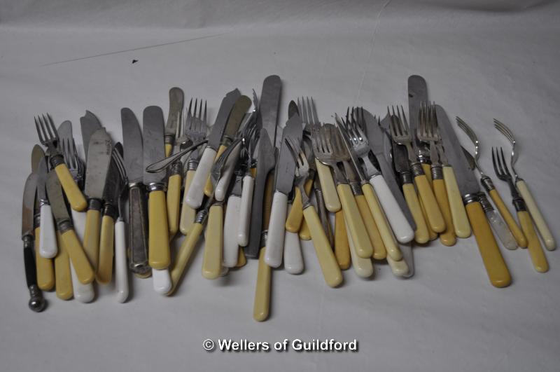 *Silver plate; fish cutlery and butter spreaders (Lot subject to VAT)