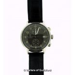 *Gentlemen's Accurist wristwatch, circular dark grey dial, with Arabic numerals, date aperture and