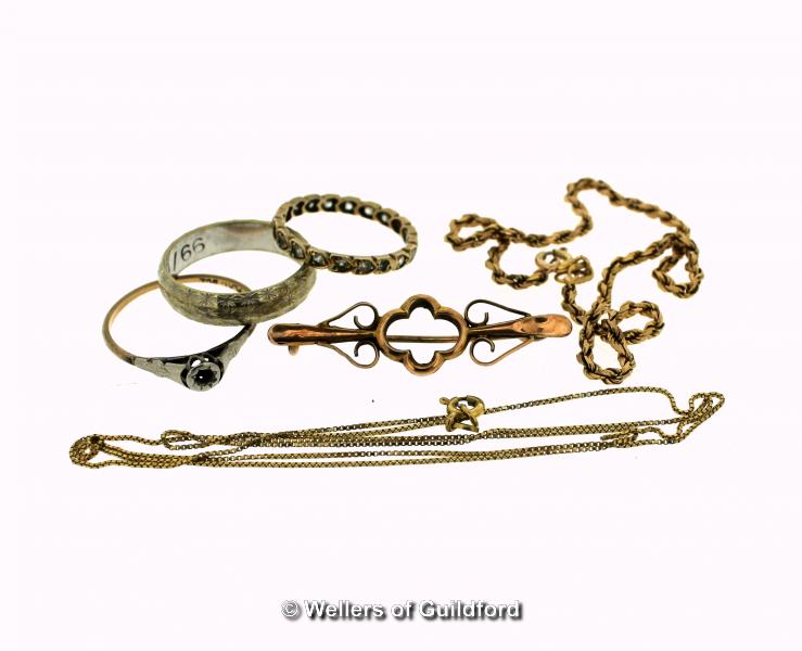 Selection of mostly 9ct jewellery, including a rope bracelet, and a brooch, gross weight 13.2 grams,