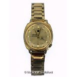 Gentlemen's vintage Lonstar De Luxe antimagnetic wristwatch, circular champagne coloured dial,