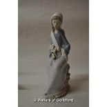 Lladro figurine, seated girl with lillies, 4972, A17A, 24cm high