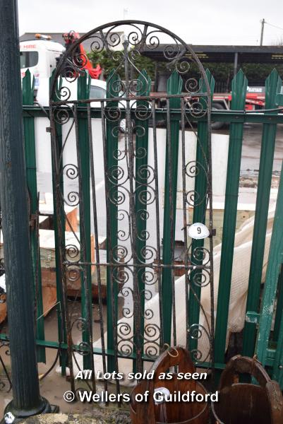 *WROUGHT IRON ARCHED TOP GARDEN GATE, 2020 HIGH X 800 WIDE - Image 2 of 2