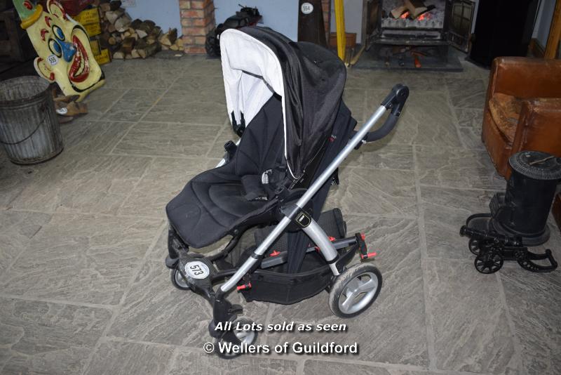 *MAMAS AND PAPAS STROLLER/PUSHCHAIR WITH LASCAL BUGGY BOARD