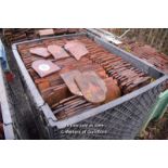 *STILLAGE CONTAINING APPROX NINE HUNDRED CLAY CLUB ROOF TILES