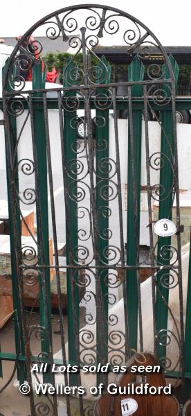 *WROUGHT IRON ARCHED TOP GARDEN GATE, 2020 HIGH X 800 WIDE