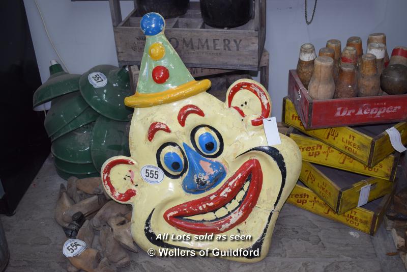 *FIBREGLASS CLOWN MASK