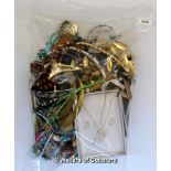 *Bag of costume jewellery, gross weight 612 grams (Lot subject to VAT)