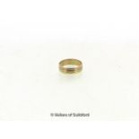 *9ct rose, white and yellow gold wedding band, weight 2.0 grams, ring size L½ (Lot subject to VAT)