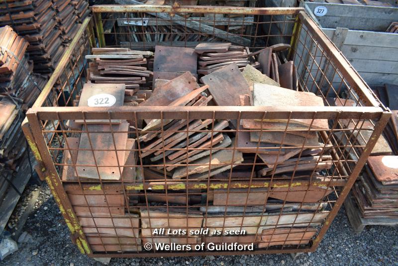 *CRATE CONTAINING A LARGE QUANTITY OF MIXED ROOF TILES