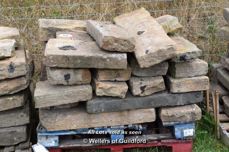 *PALLET OF SANDSTONE KERBS, APPROX 50 LINEAR FT, VARIOUS SIZES