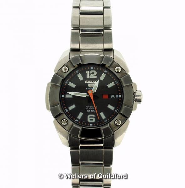 Gentlemen's Seiko Sports automatic wristwatch, circular grey dial with luminous baton hour markers