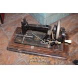 VINTAGE CASED 'SUPERB' MANUAL SEWING MACHINE