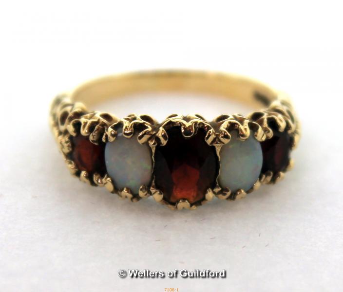 9ct Yellow Gold Opal Garnet 5 stone Ring, Victorian Style 3.8g Size O, Full hallmark