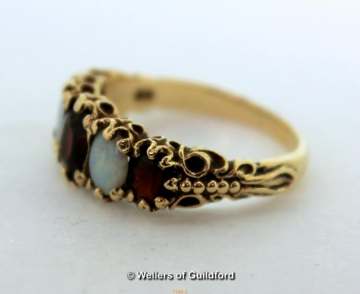 9ct Yellow Gold Opal Garnet 5 stone Ring, Victorian Style 3.8g Size O, Full hallmark - Image 2 of 3
