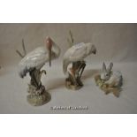 Lladro: a pair of cranes and a rabbit sitting by a log, the tallest 19.5cm (3)