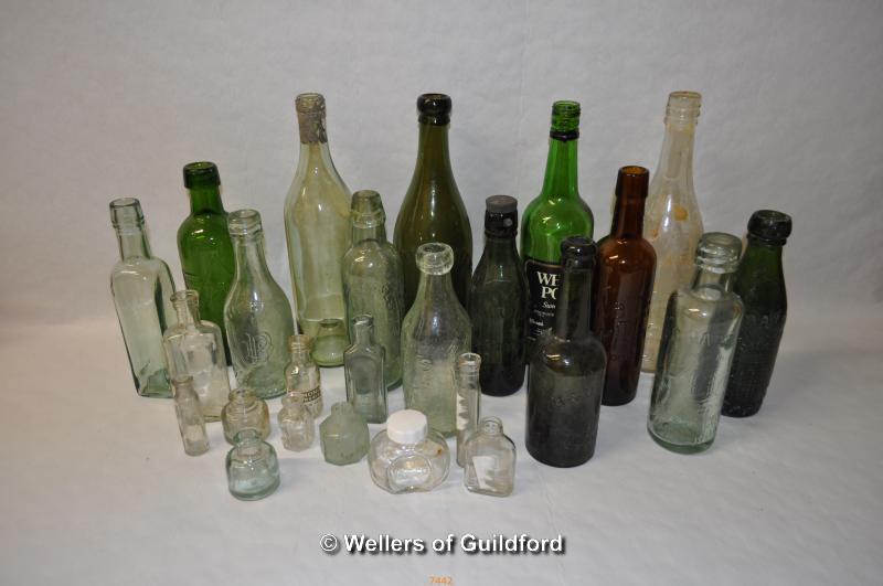 *Quantity of vintage glass bottles (Lot subject to VAT)