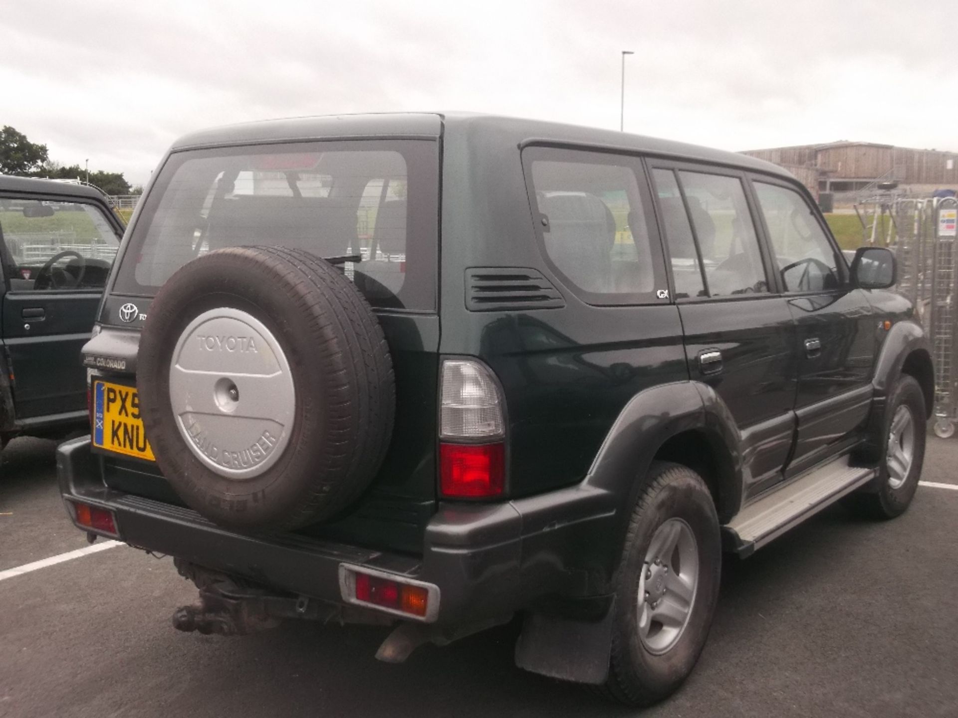 TOYOTA LANDCRUISER COLORADO GX. MANUAL - Image 4 of 6