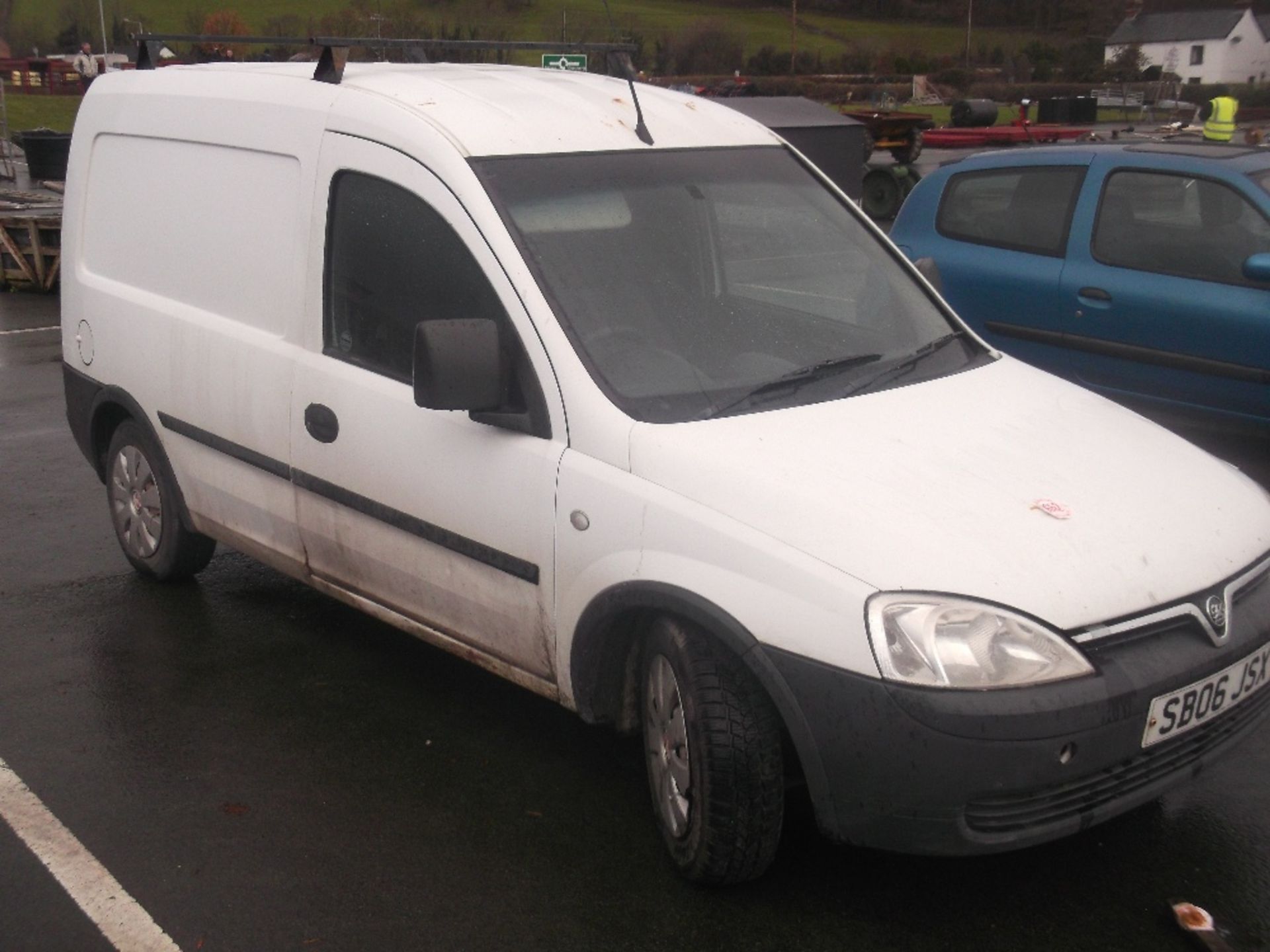 VAUXHALL COMBO VAN 1.3CDTI (06)