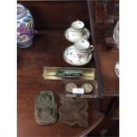 Coin paperweights, Spode cabinet cups and saucers