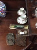 Coin paperweights, Spode cabinet cups and saucers