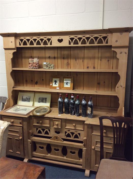 A good pine five drawer kitchen dresser.