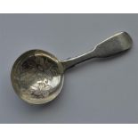 A good Victorian fiddle pattern caddy spoon, the b