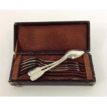 A set of six fiddle and thread pattern teaspoons c